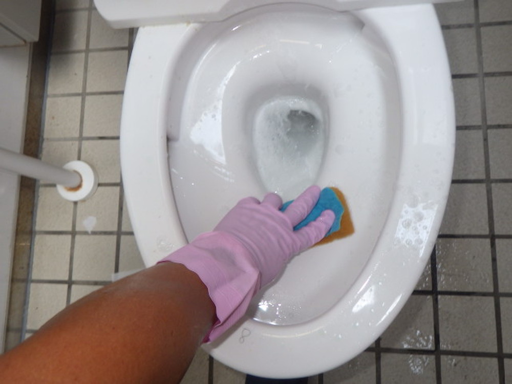 トイレ・洗面・給湯室の清掃